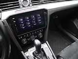 Volkswagen Passat Variant 2,0 TDI 110kW DSG Highline LED - náhled 19