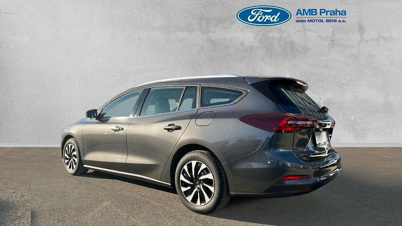 Ford Focus 1.0i,92KW,TITANIUM,AUTOMAT - fotka 6 z 14