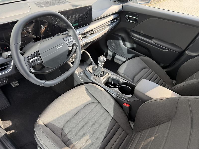 Kia K4 (2026) 1,0 T-GDi EXCLUSIVE - fotka 5 z 6
