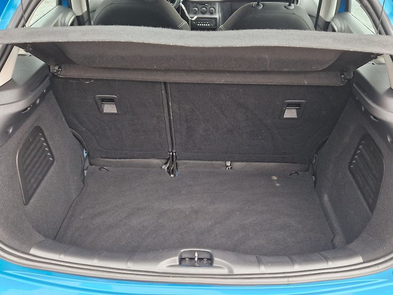 Citroën C3 (2010) 1,1i 44 KW Klima - fotka 8 z 30