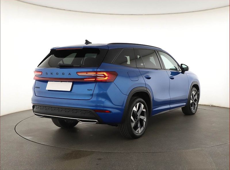 Škoda Kodiaq (2025) 2.0 TDI, SPORTLINE, 4X4 - fotka 5 z 19