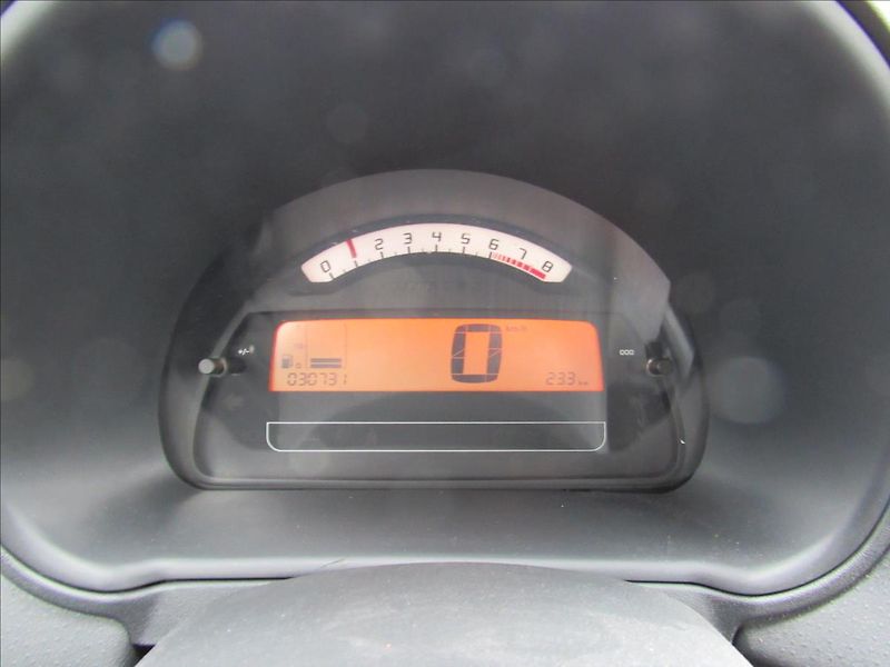 Citroën C2 1,1 i 44kW - fotka 12 z 25