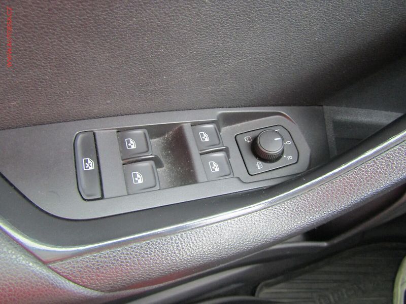 Škoda Karoq (2019) 1.5 TSI, ČR, servis.kniha - fotka 12 z 18