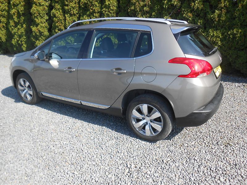 Peugeot 2008 1.6HDi, NAVI. CHROM,ALU - fotka 38 z 39