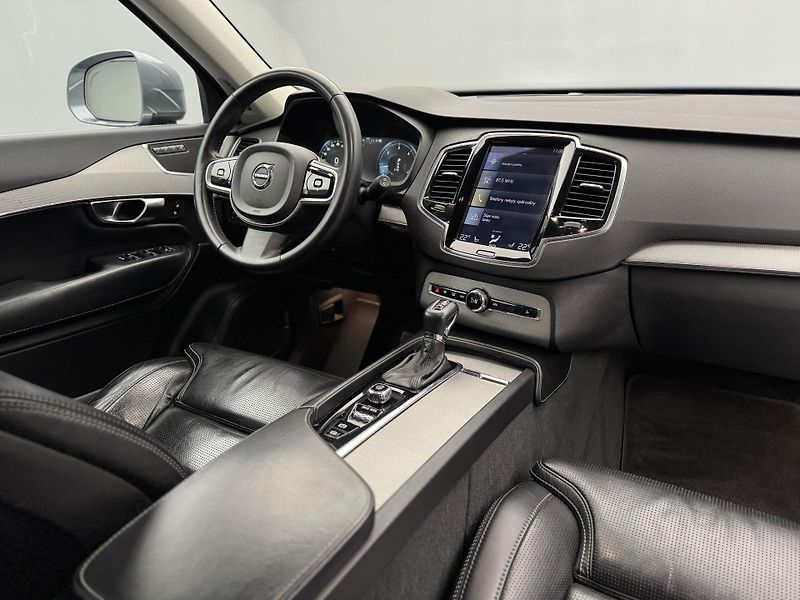 Volvo XC90 D5 AWD INSCRIPTION AUT CZ - fotka 20 z 36