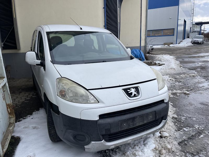 Peugeot Partner Tepee 1.6hdi 66kw NÁHRADNÍ DÍLY - fotka 3 z 5