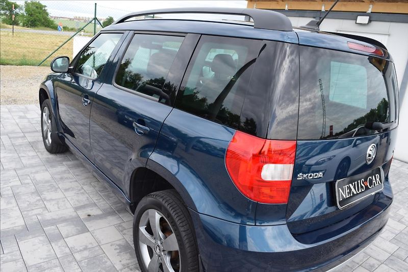 Škoda Yeti 1,4 TSI 92KW DSG XENONY VÝHŘEV - fotka 7 z 51
