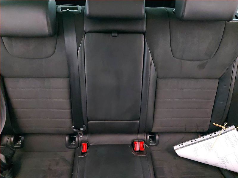 Škoda Octavia (2013) Elegance 2.0 TDI, Xenony - fotka 10 z 17