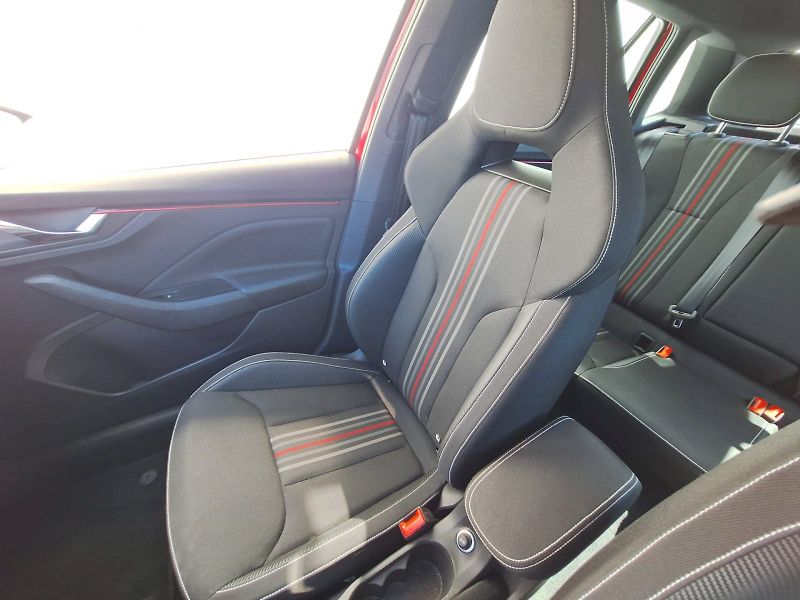 Škoda Kamiq (2025) 1.0 TSI /  85kW / 6MP / Monte - fotka 15 z 34