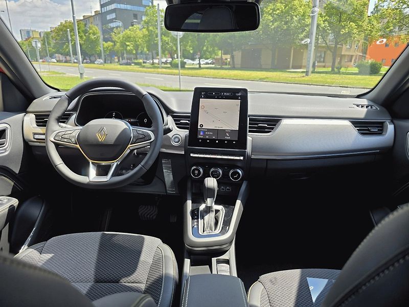 Renault Arkana (2026) full hybrid E-Tech 145 - poboč - fotka 5 z 7