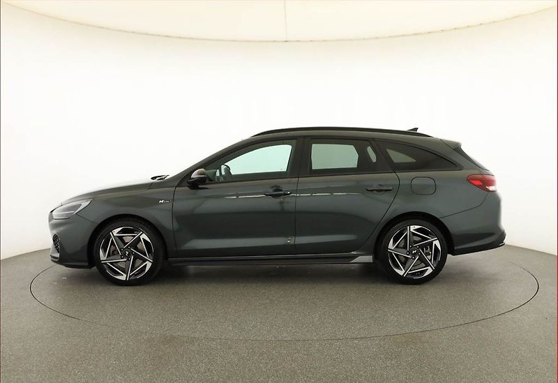 Hyundai i30 (2026) 1.5 T-GDI MHEV 48V, N-Line - fotka 3 z 18