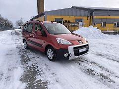 Peugeot Partner Tepee (2010) 1.6 HDi SERVISKA,DOLOŽENÉ KM - fotografie inzerátu