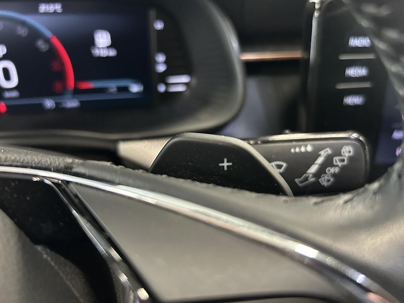 Škoda Scala (2022) 1.0TSi DSG Style LED Virt.kokp - fotka 20 z 26