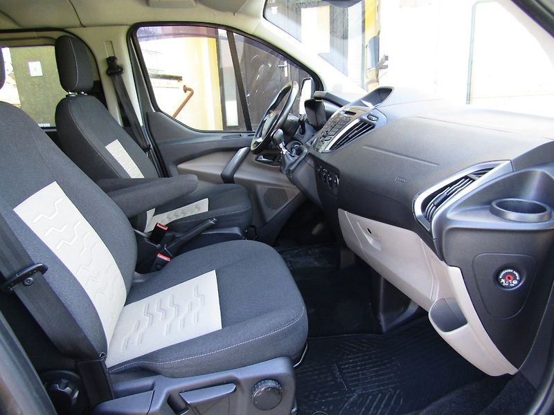 Ford Transit Custom (2016) 2.0 TDCi96kW BEZ KOROZE - fotka 21 z 28