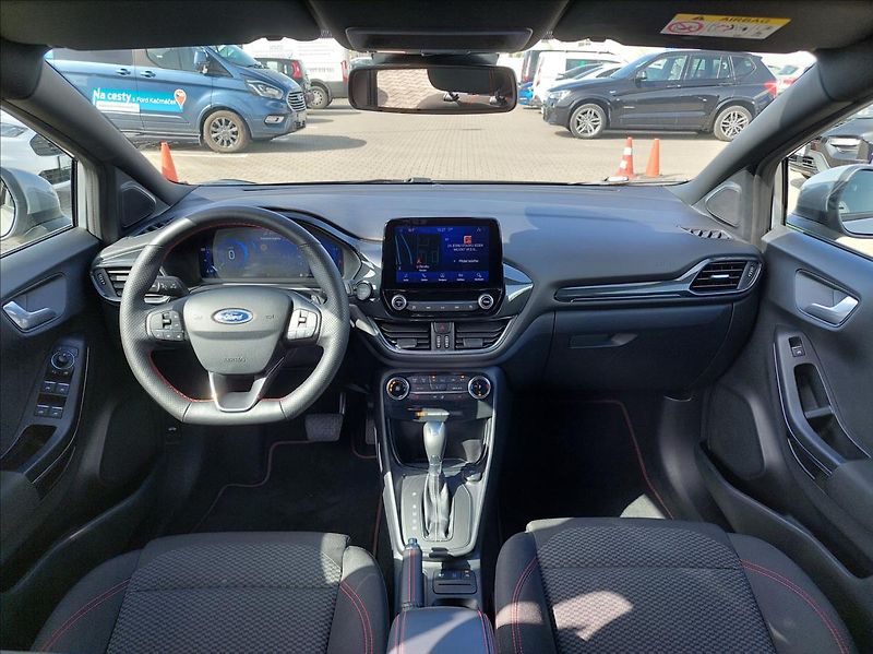 Ford Puma 1,0 EcoBoost mHEV AUT ST-Line - fotka 13 z 26