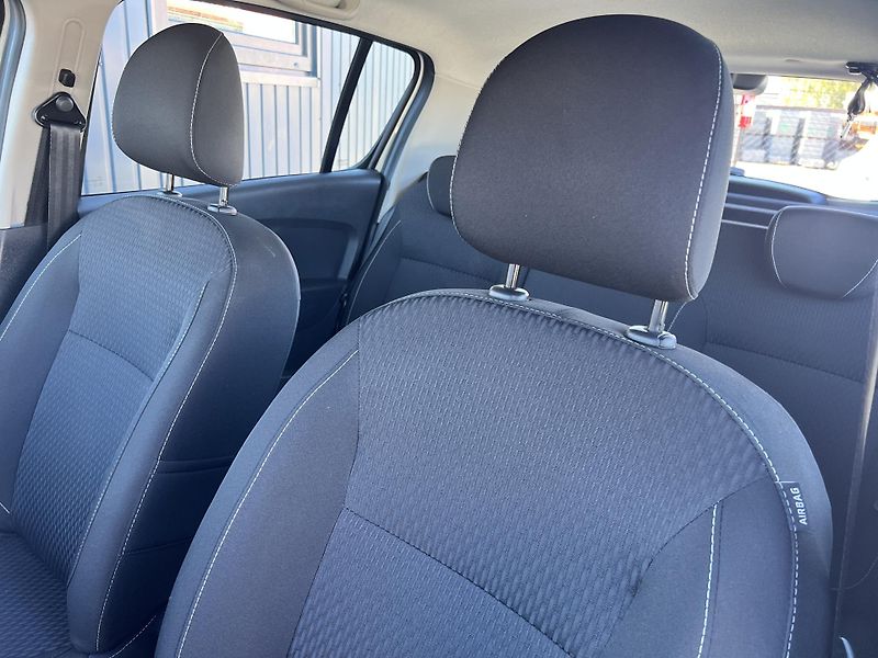Dacia Sandero 1.0SCe KAMERA PŮVOD ČR 1.MAJ. - fotka 10 z 42
