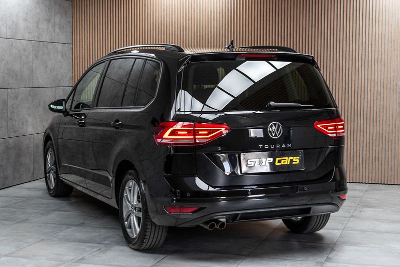 Volkswagen Touran 2.0TDI DSG*TAŽNÉ*7.MÍST*ČR 1.M - fotka 4 z 48