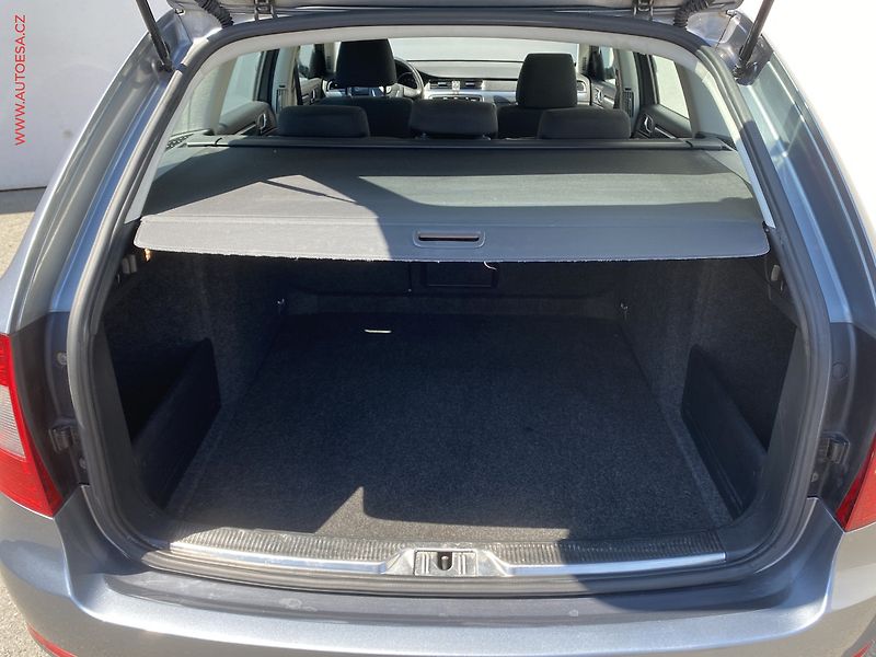 Škoda Superb (2010) 1.4 TSi, Comfort, autoAC - fotka 7 z 16
