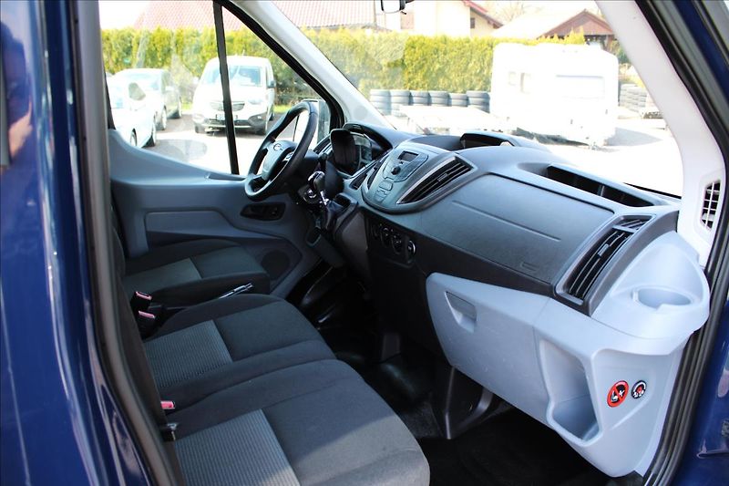Ford Transit 2,2 TDCi valník + plachta - fotka 22 z 30