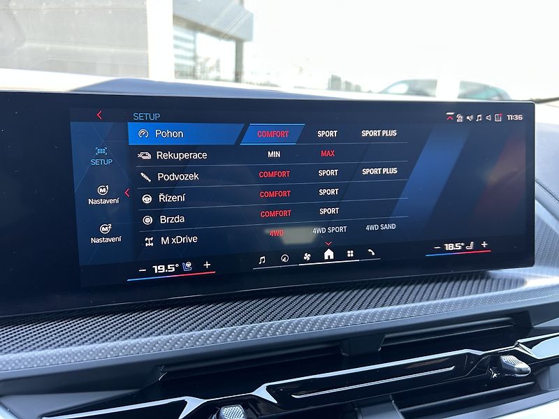 BMW XM 4.4 V8 ZÁRUKA - fotka 35 z 43