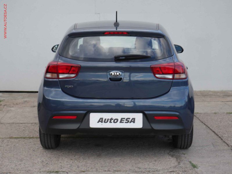 Kia Rio (2021) 1.2i, 1.maj,ČR, AC - fotka 5 z 15