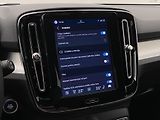 Volvo XC40 B3 CORE AUT CZ - náhled 43