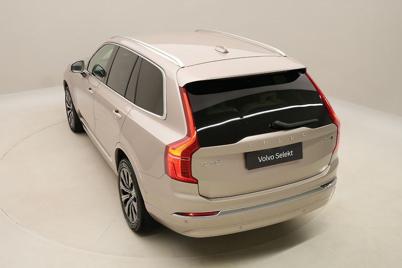 Volvo XC90 B5 AWD BRIGHT PLUS AUT CZ 7m - fotka 18 z 64