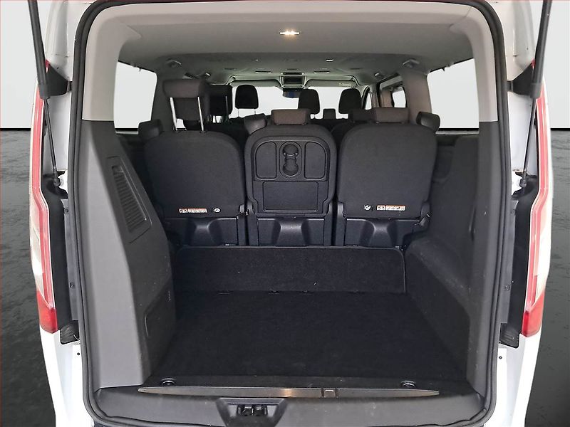 Ford Tourneo Custom (2018) Titanium 2.0 EcoBlue, ČR - fotka 12 z 17