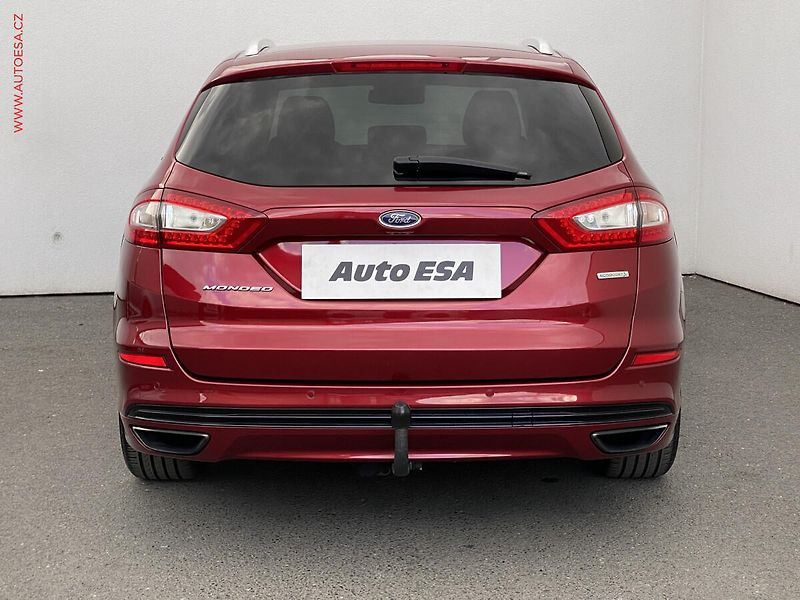Ford Mondeo (2016) 2.0 EB, Titanium, AT, kůže - fotka 5 z 17