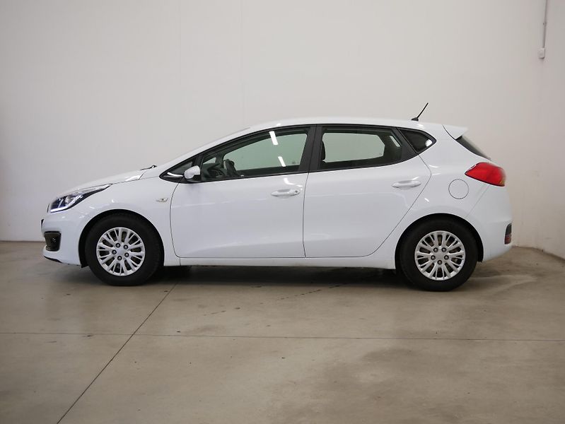 Kia Ceed - fotka 3 z 25