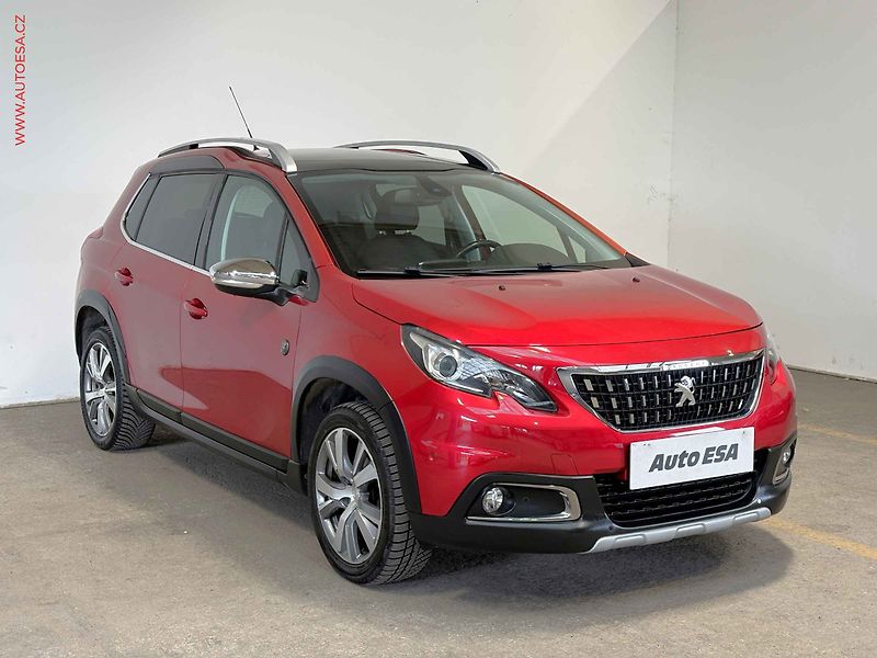 Peugeot 2008 (2017) 1.2 PT, Crossway, AT, panor - fotografie inzerátu