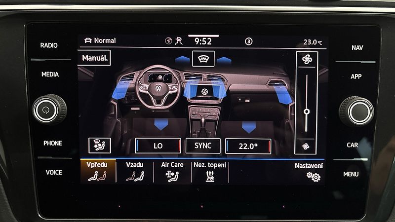 Volkswagen Tiguan 2.0 TDI DSG 4MOTION R-Line - fotka 29 z 32