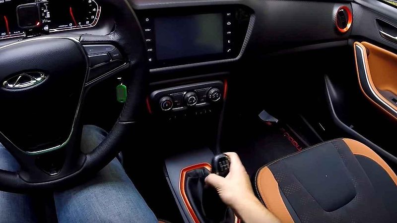Čínské Chery Tiggo 2 v testu zrovna neuspělo. Autu se zlomil plynový pedál.