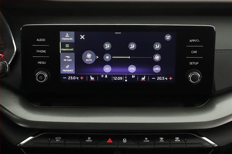 Škoda Octavia (2021) Ambition 2.0 TDI, ČR,1.maj - fotka 12 z 17