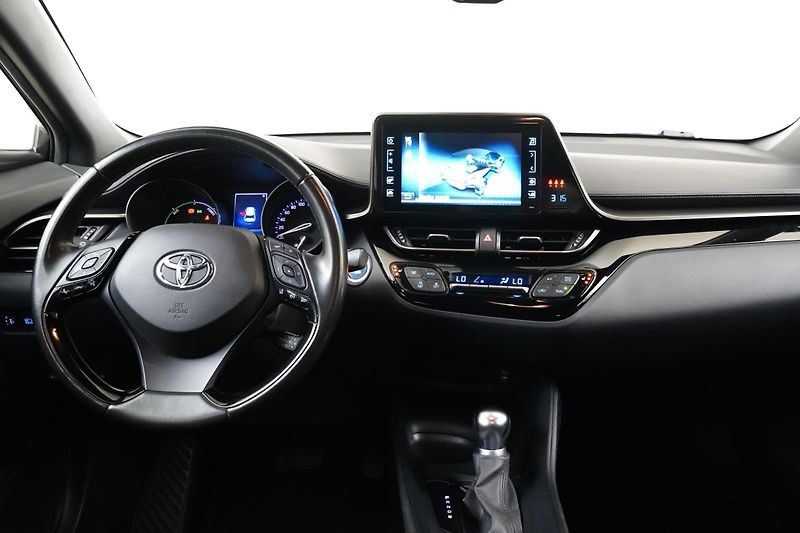 Toyota C-HR - fotka 5 z 27