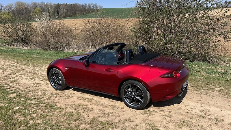 Mazda MX-5 (2019) - fotka 3 z 3