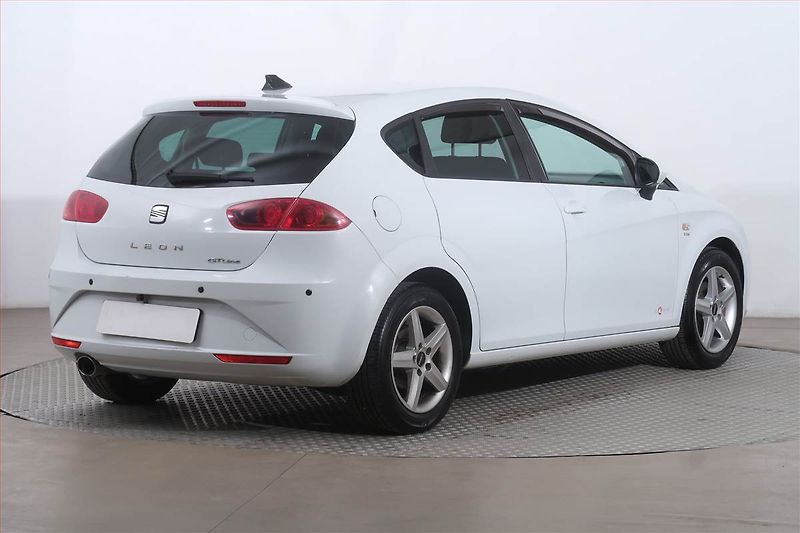 Seat Leon (2011) 1.2 TSI, Serv.kniha, Tempomat - fotka 5 z 17