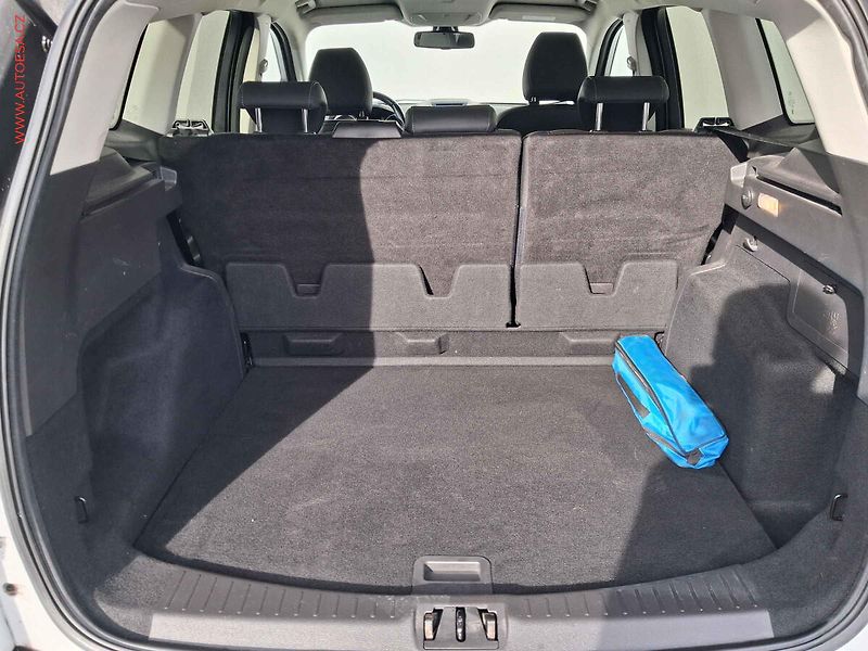 Ford Kuga (2019) 1.5 EB, 1.maj,ČR, Titanium - fotka 7 z 20