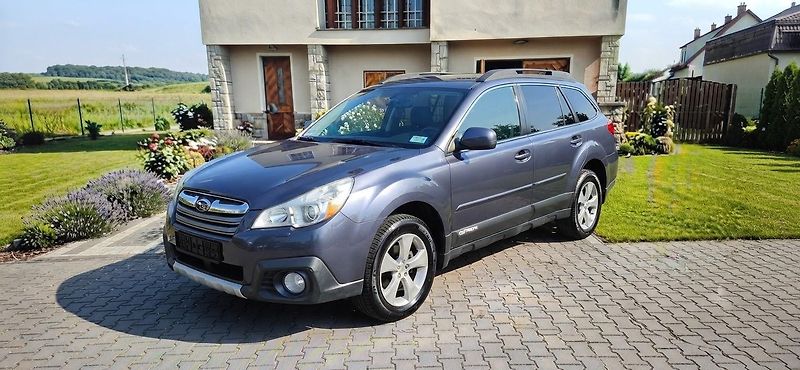 Subaru Outback 2.5 4x4 automat - fotka 11 z 28