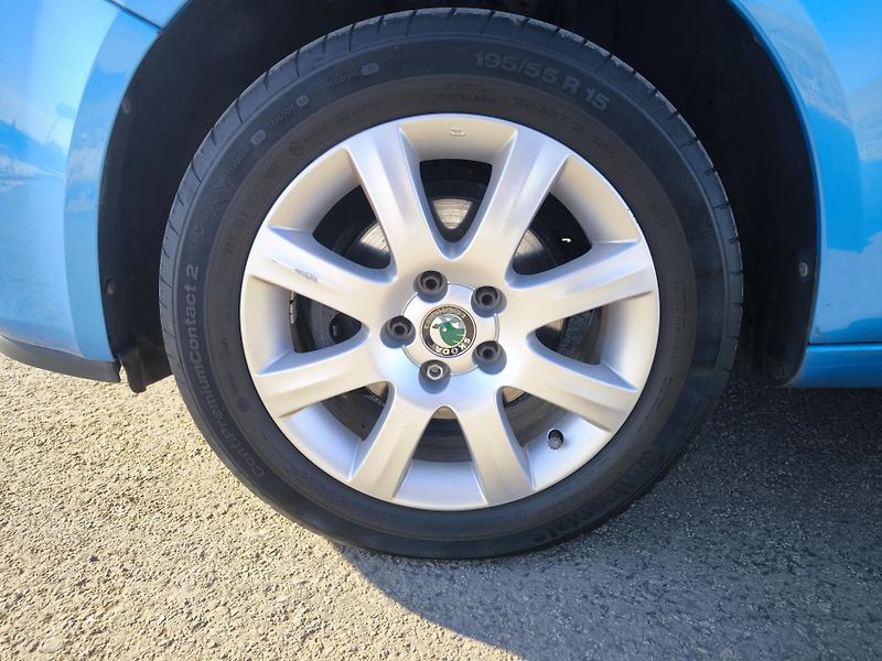 Škoda Roomster (2007) 1,4i16V STYLE - fotka 54 z 58