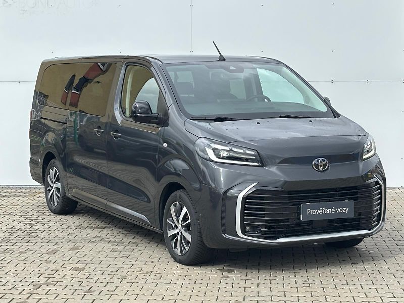 Toyota ProAce 2,0 D-4D 8AT L2 Family Webasto - fotka 6 z 25