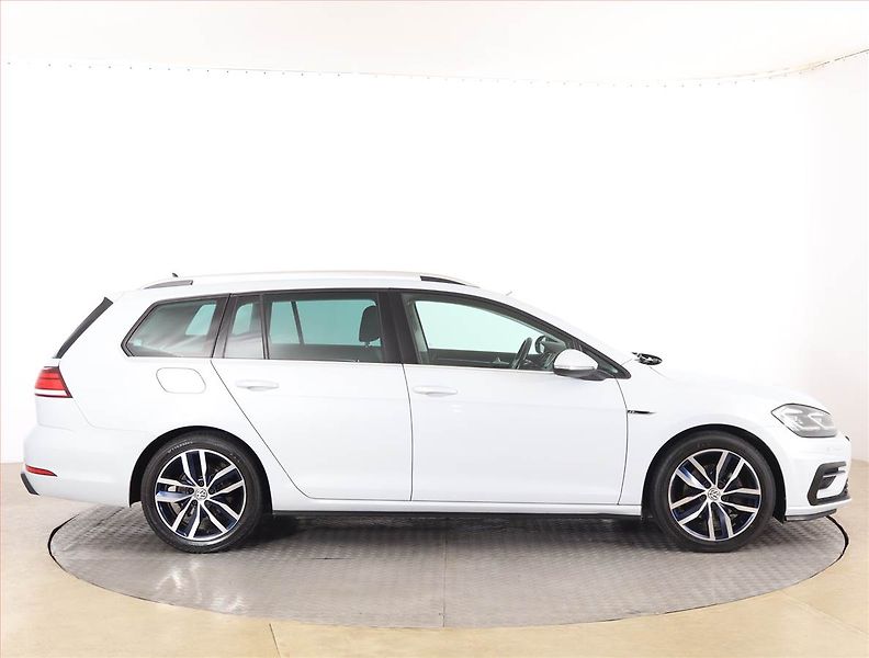 Volkswagen Golf (2017) R-Line 2.0 TDI, Automat, Navi - fotka 6 z 19