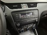 Škoda Octavia (2013) 1.6 TDI, Tempomat - náhled 12