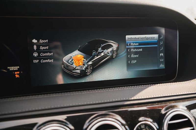 Mercedes-Benz Třídy S (2018) S 560 4MATIC L, S 560 4MATIC L - fotka 23 z 40