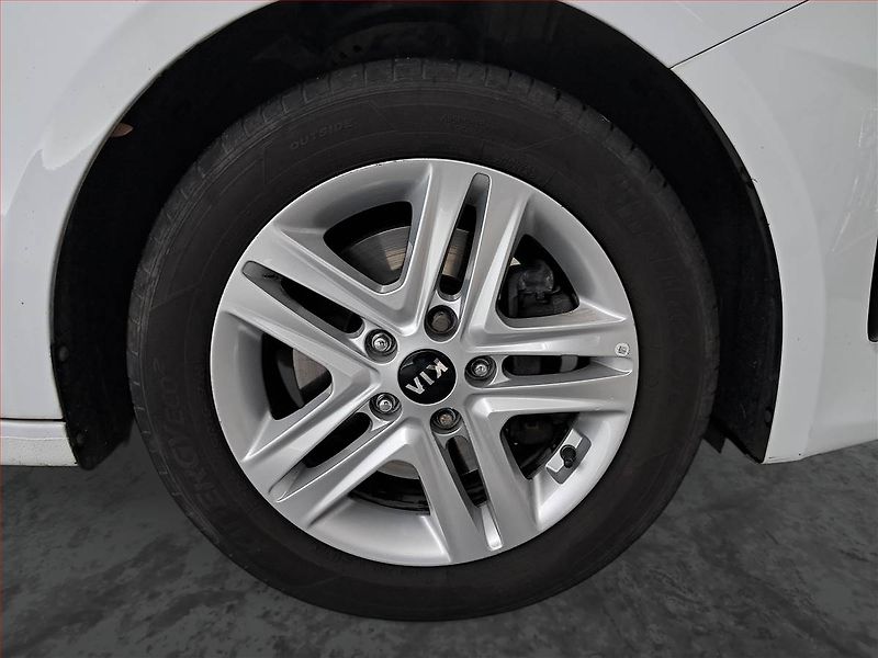 Kia Ceed (2020) 1.4 T-GDI, Serv.kniha - fotka 14 z 16