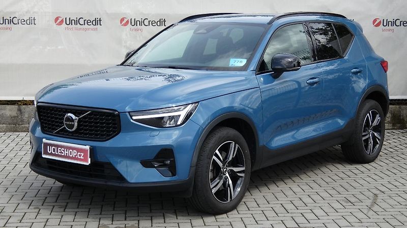 Volvo XC40 B4 AWD mHEV Plus Dark aut. - fotografie inzerátu
