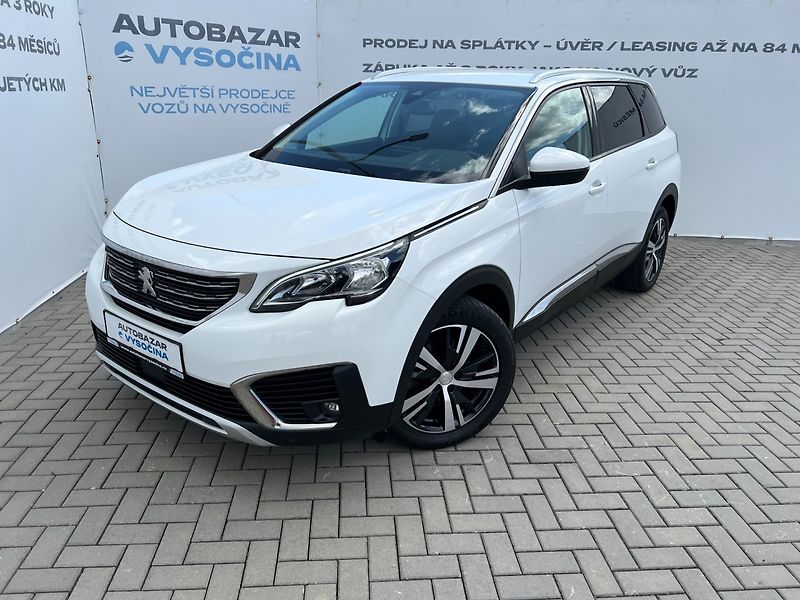Peugeot 5008 (2018) 1.2PT 96kW A/T! 7míst! Allure! - fotka 8 z 41