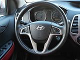 Hyundai i20 (2010) 1.6 i, 2.maj,ČR, STK9/28 - náhled 12