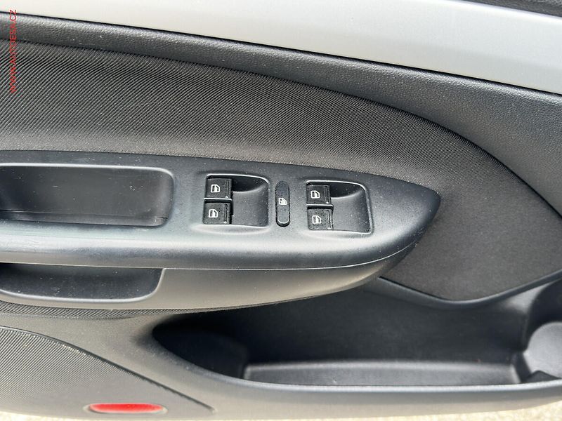 Škoda Octavia (2011) 1.6 TDi, Ambition, TZ - fotka 11 z 17