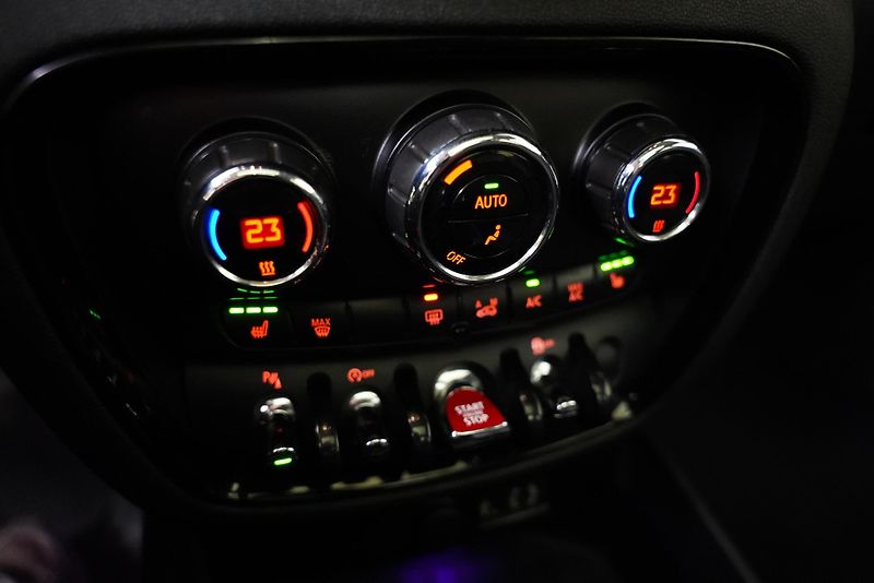 Mini Clubman - fotka 18 z 22